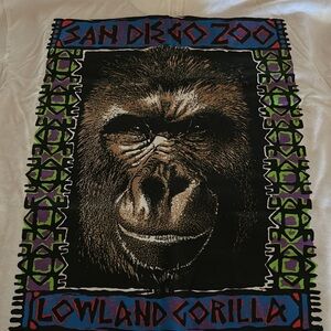 NWOT San Diego Zoo Lowland Gorilla 🦍 long sleeved t shirt. Absolutely great!